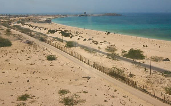 Island abo mousa-sepehrseir