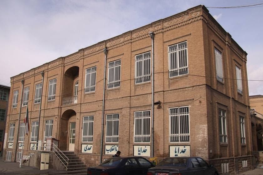  Ferdowsi High School, Tabriz