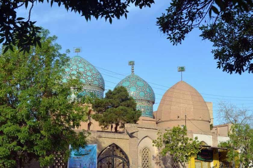 آرامگاه مشتاقیه