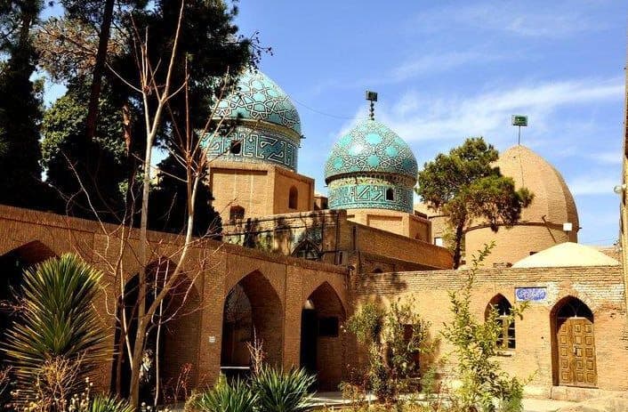 آرامگاه مشتاقیه
