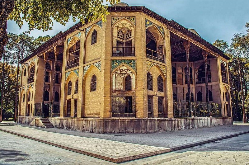 Eight-Paradise-palace