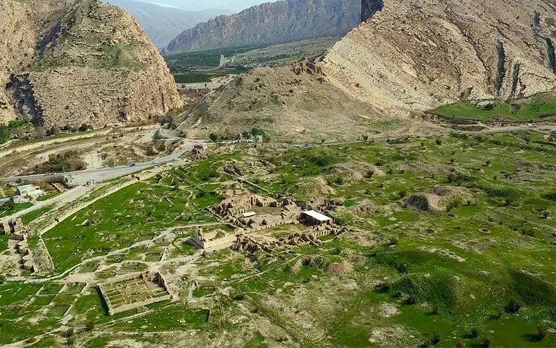 The ancient city of Bishapour.sepehr seir