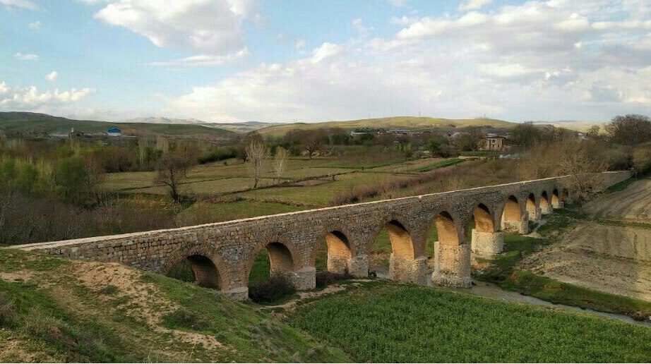 Hatam Castle Bridge, Boroujerd.sepehr seir