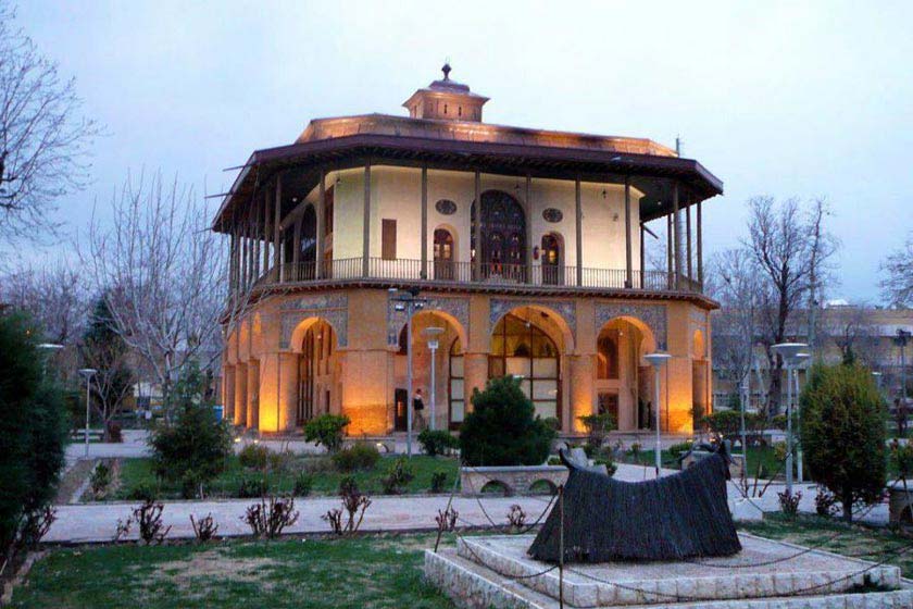 Chehel Sotoon-palace