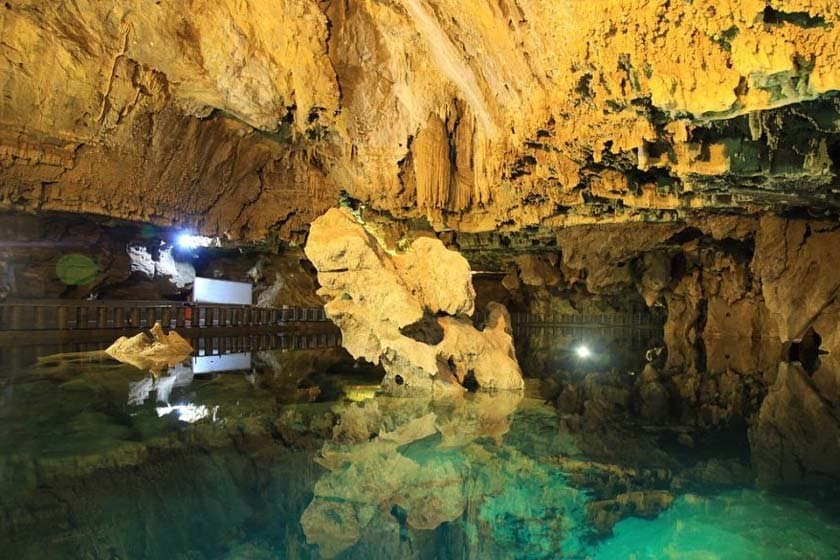 Ali Sadr Cave