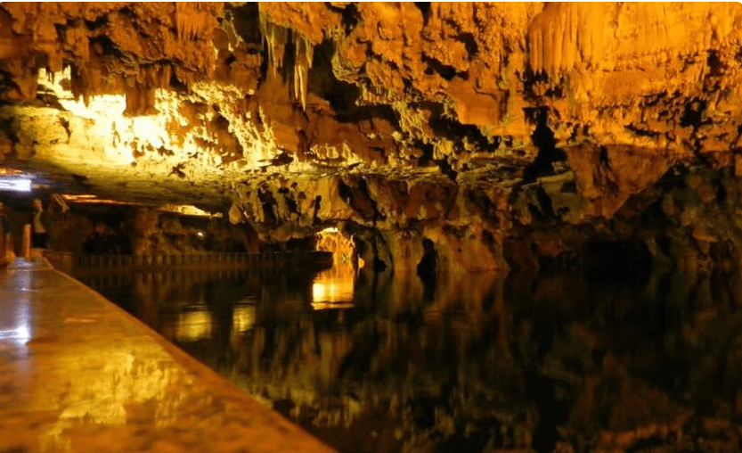 Ali Sadr Cave