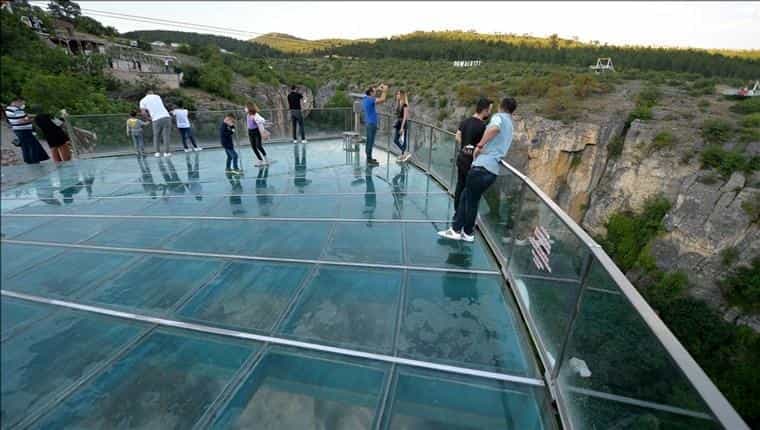  Glass-terrace