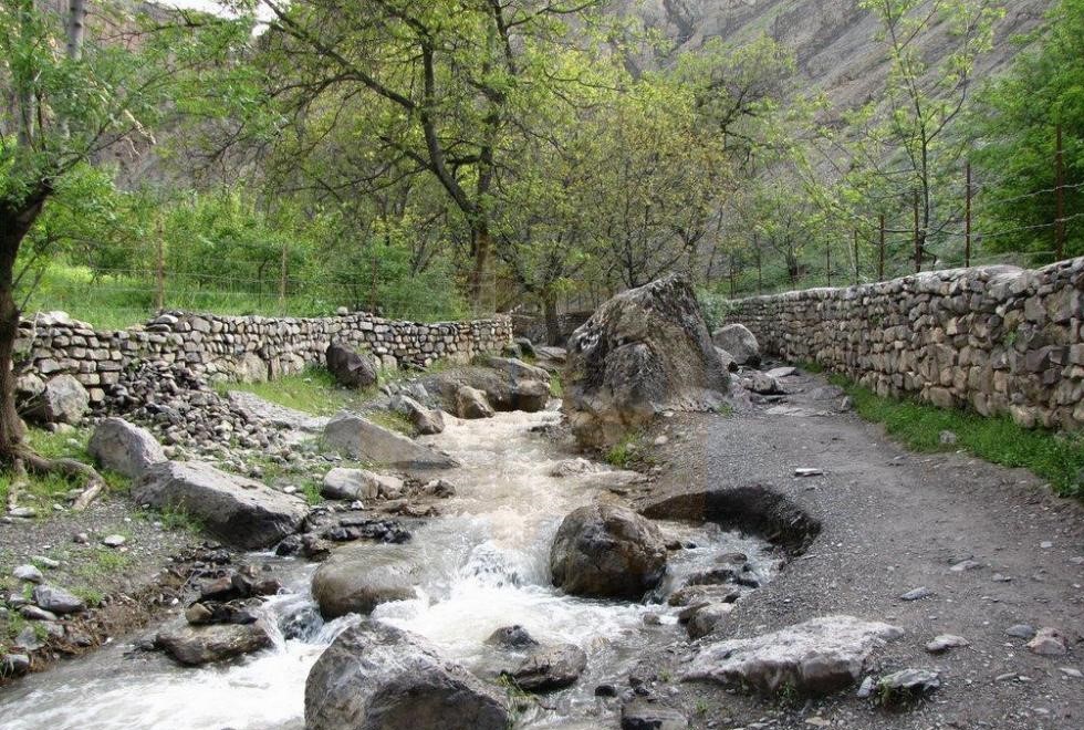 Qarasu Waterfall