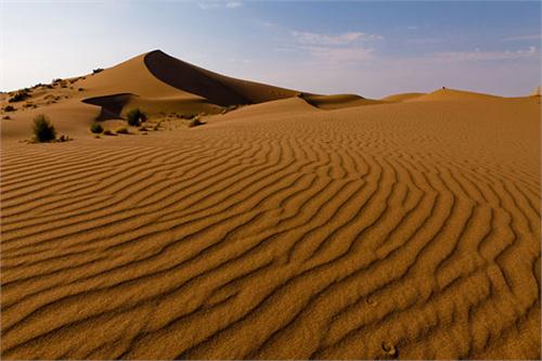 varzaneh-desert