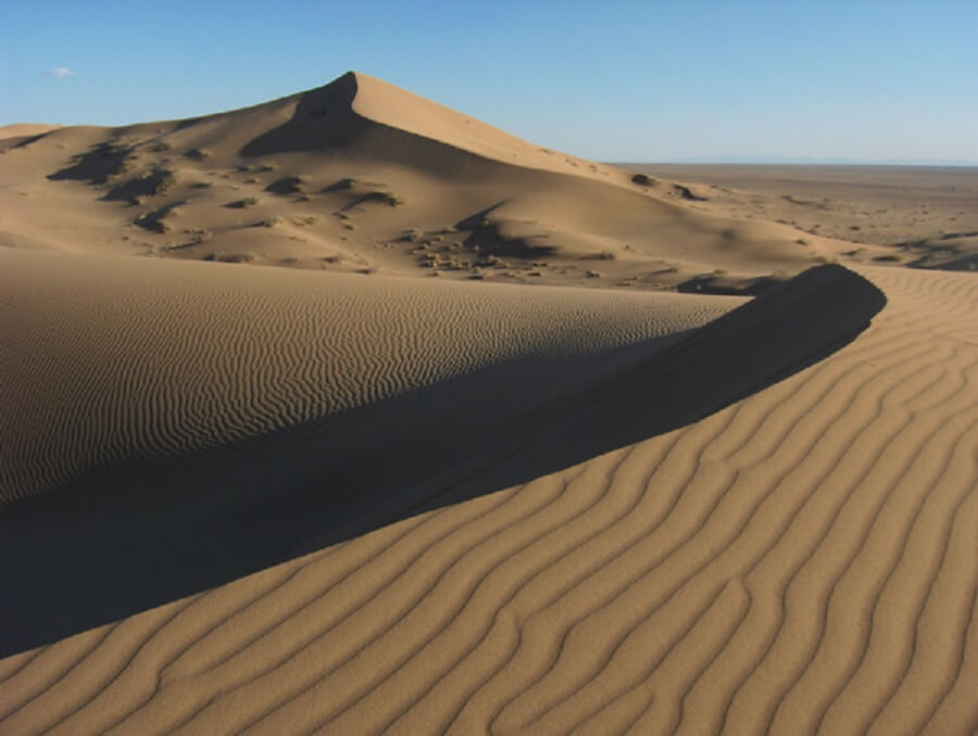 varzaneh-desert