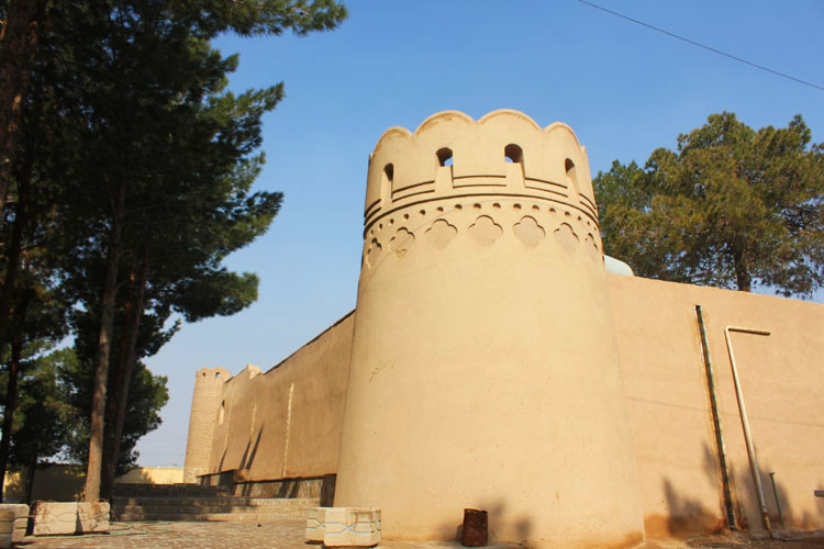 Shrine of Seti Pir Ghale Asdan.swpehr seir