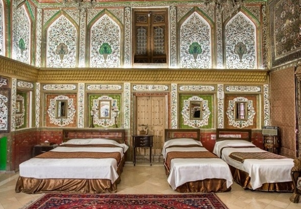 Antique-Hotel-Malek-Al-Tajjar-Yazd
