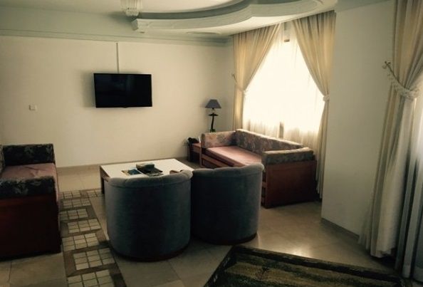 هتل نارنجستان محمودآباد سپهرسیر