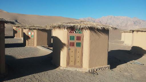 Haft Sang Desert Camp in Yazd.sepehr seir
