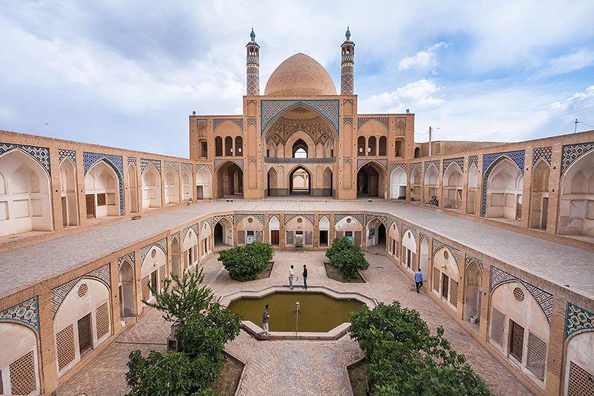  Kashan-Bozorg-Mosque-and-School