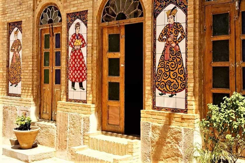 Masoumeh-Sultan-Shiraz-Government-House-Eco-Resort