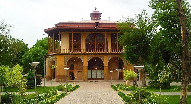 Chehel Sotoon-palace
