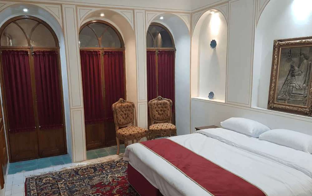 Isfahan-Khan-Hotel