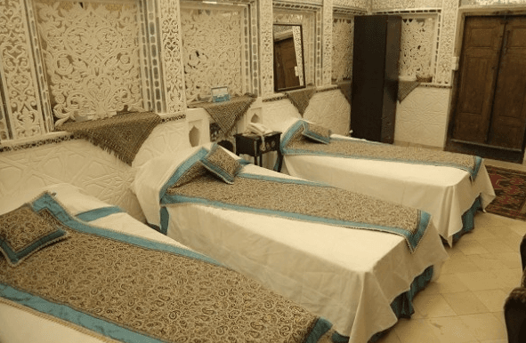 Antique-Hotel-Malek-Al-Tajjar-Yazd