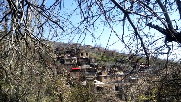 The village of Azqad