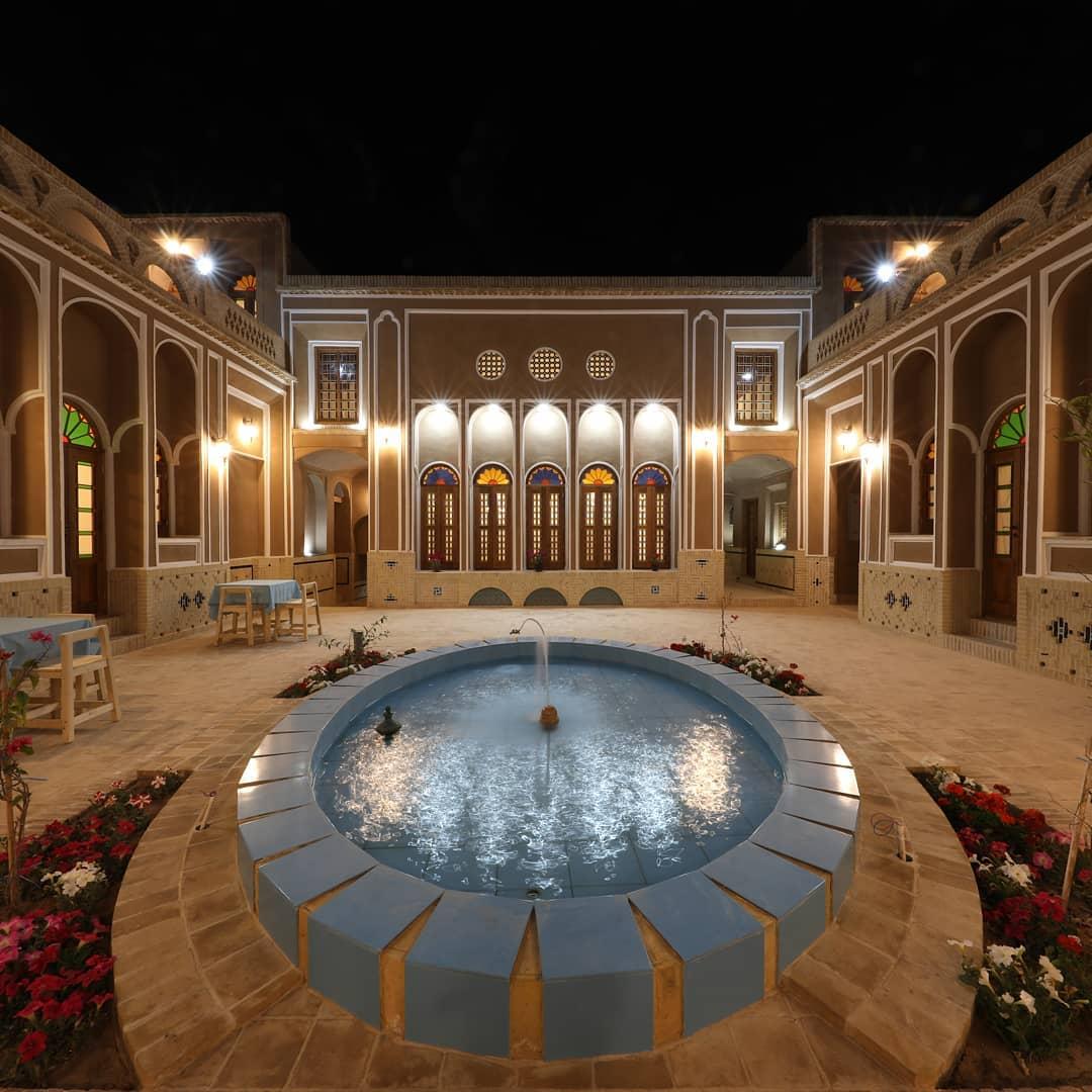 Alma-Yazd-Traditional-Hotel