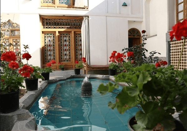 Isfahan traditional Yerevan residence
