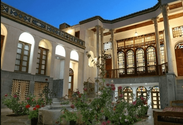 Isfahan traditional Yerevan residence