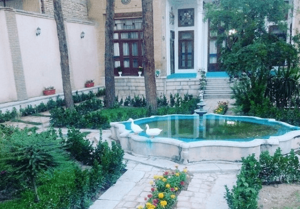 Half World Hotel Isfahan