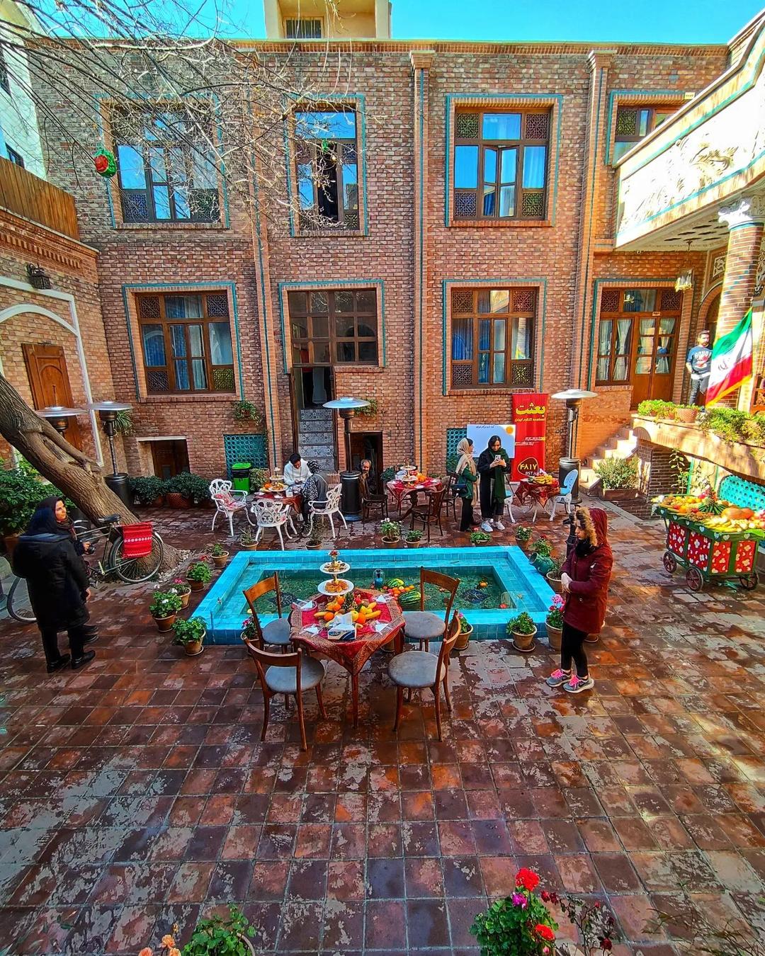 Pahlavan_Razaz_traditional_residence_in_Tehran