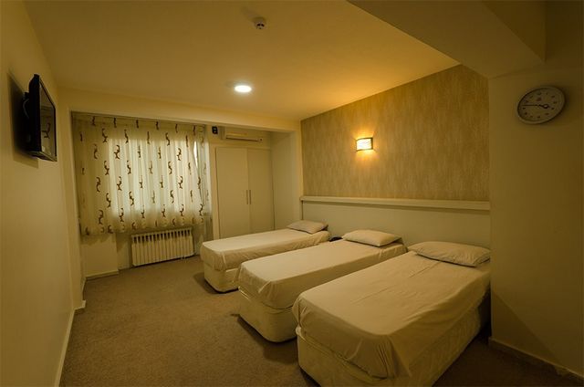 اتاق سه تخته