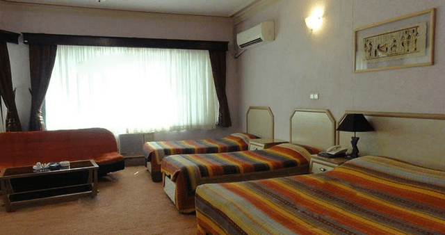Arian-Kish-Hotel
