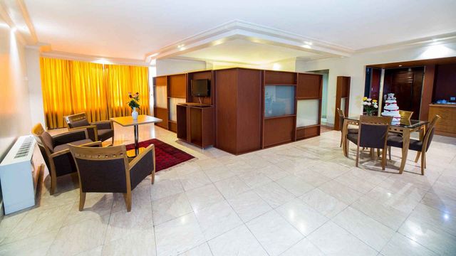 Yazd-pirozi-Hotel